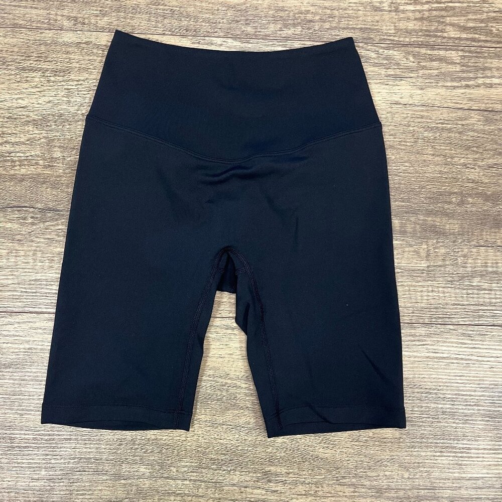NEW Effortless Biker Shorts- Black
